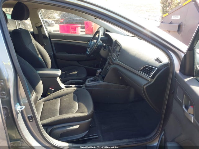 2018 Hyundai Elantra Value Edition მანქანა იყიდება აუქციონზე, vin: KMHD84LF8JU532426, აუქციონის ნომერი: 45560844