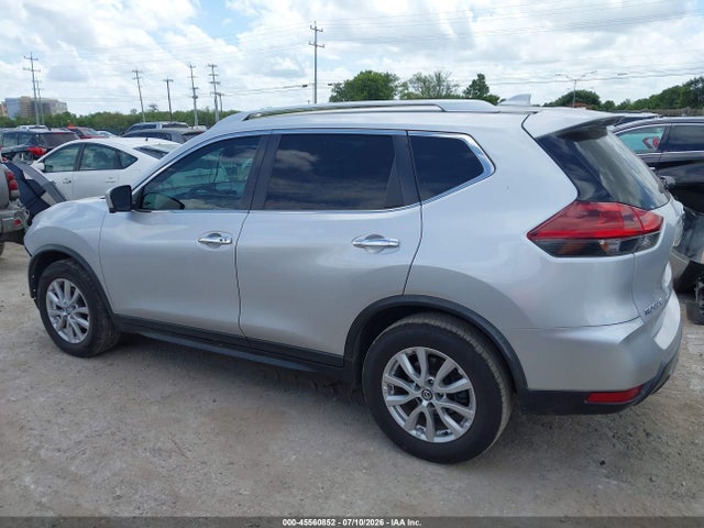 2018 Nissan Rogue Sv მანქანა იყიდება აუქციონზე, vin: KNMAT2MT3JP570532, აუქციონის ნომერი: 45560852