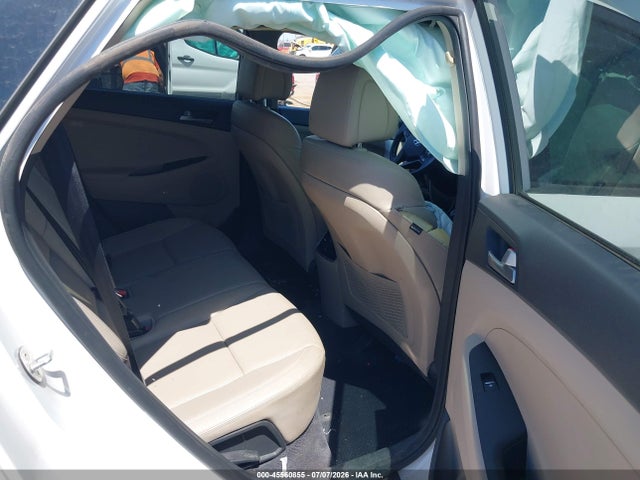 2018 Hyundai Tucson Limited მანქანა იყიდება აუქციონზე, vin: KM8J33A2XJU617988, აუქციონის ნომერი: 45560855
