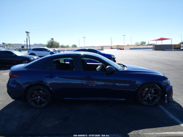ZARFAMBN7L7631613 Alfa Romeo Giulia Ti Sport Rwd