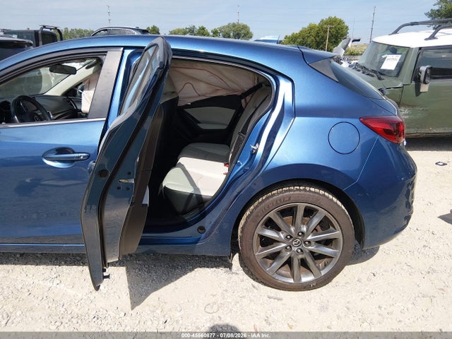 Продаж на аукціоні авто 2018 Mazda Mazda3 Grand Touring, vin: 3MZBN1M37JM161123, номер лоту: 45560877