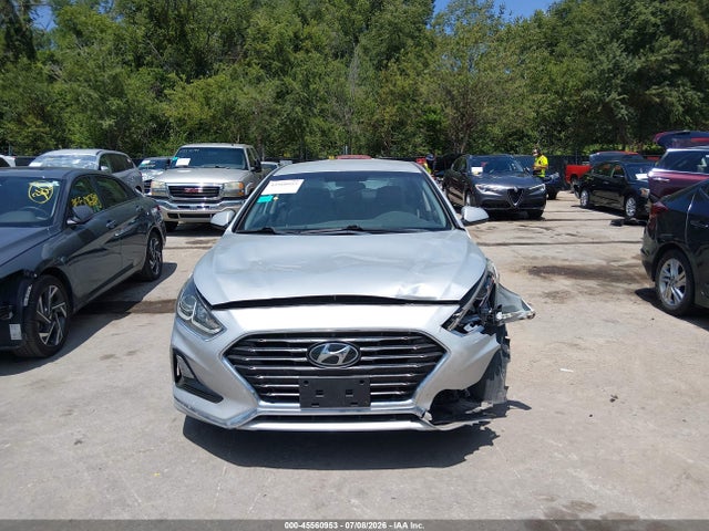 45560953 :رقم المزاد ، 5NPE24AF8JH713615 vin ، 2018 Hyundai Sonata Se مزاد بيع