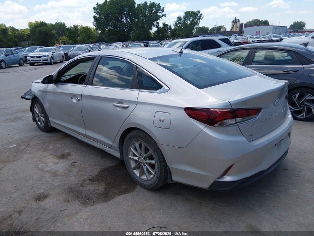 45560953 :رقم المزاد ، 5NPE24AF8JH713615 vin ، 2018 Hyundai Sonata Se مزاد بيع