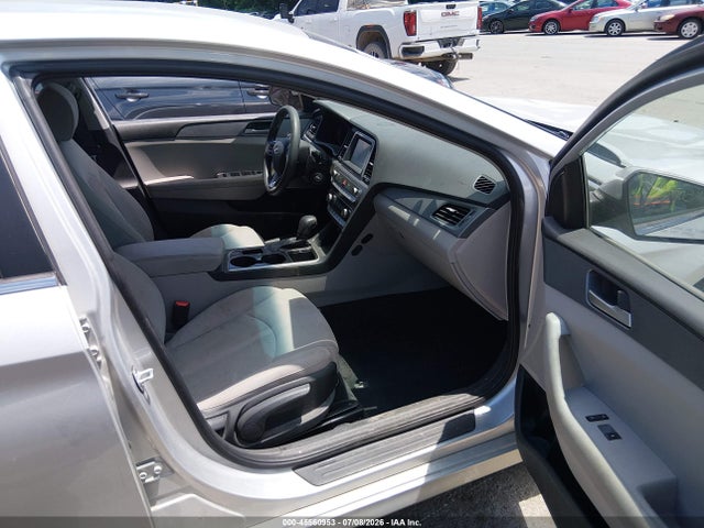45560953 :رقم المزاد ، 5NPE24AF8JH713615 vin ، 2018 Hyundai Sonata Se مزاد بيع