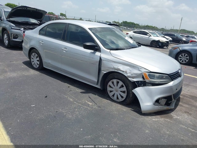 Продаж на аукціоні авто 2014 Volkswagen Jetta 2.0l S, vin: 3VW2K7AJ8EM222905, номер лоту: 45560990