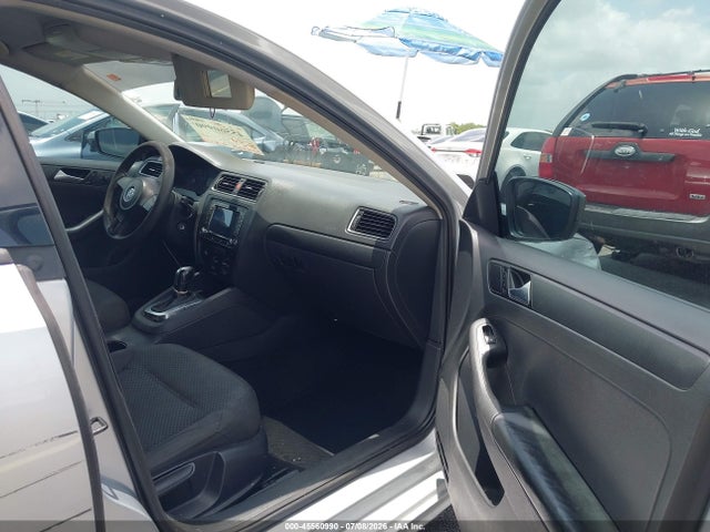 Продаж на аукціоні авто 2014 Volkswagen Jetta 2.0l S, vin: 3VW2K7AJ8EM222905, номер лоту: 45560990