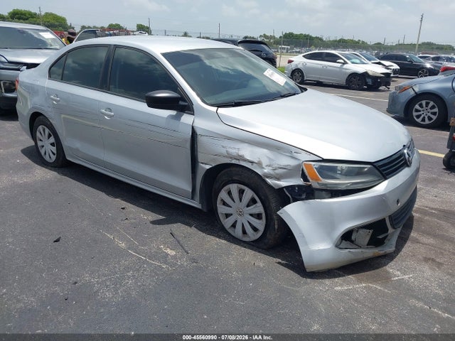 Продаж на аукціоні авто 2014 Volkswagen Jetta 2.0l S, vin: 3VW2K7AJ8EM222905, номер лоту: 45560990