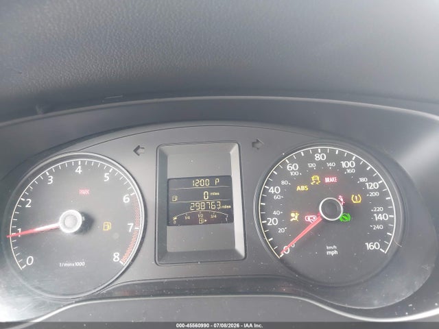 Продаж на аукціоні авто 2014 Volkswagen Jetta 2.0l S, vin: 3VW2K7AJ8EM222905, номер лоту: 45560990
