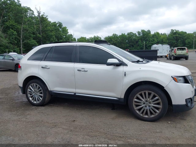 45561013 :رقم المزاد ، 2LMDJ8JK8BBJ27223 vin ، 2011 Lincoln Mkx مزاد بيع