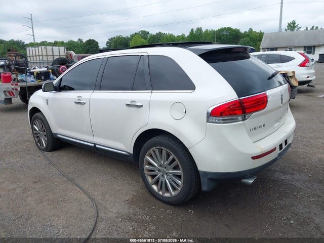 45561013 :رقم المزاد ، 2LMDJ8JK8BBJ27223 vin ، 2011 Lincoln Mkx مزاد بيع