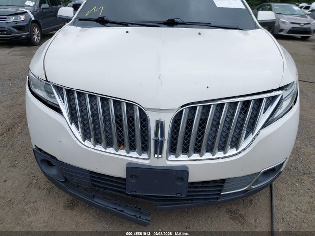 45561013 :رقم المزاد ، 2LMDJ8JK8BBJ27223 vin ، 2011 Lincoln Mkx مزاد بيع