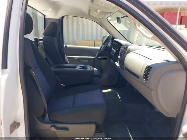 45561036 :رقم المزاد ، 1GCPCPE06AZ205102 vin ، 2010 Chevrolet Silverado 1500 Work Truck مزاد بيع