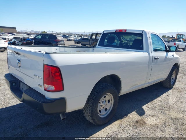 3C6JR7DG7HG765330 RAM 1500 Tradesman 4x4 8&#039; Box