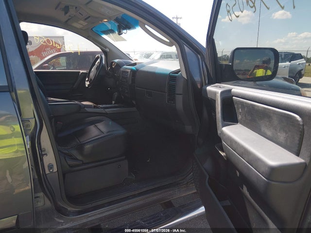 2011 Nissan Titan Sv მანქანა იყიდება აუქციონზე, vin: 1N6BA0EC7BN310979, აუქციონის ნომერი: 45561058