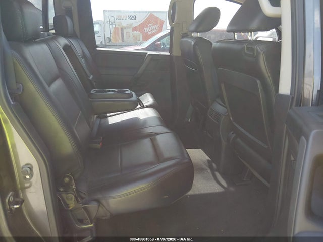 2011 Nissan Titan Sv მანქანა იყიდება აუქციონზე, vin: 1N6BA0EC7BN310979, აუქციონის ნომერი: 45561058