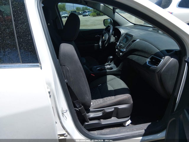 3GNAXKEV5KS636903 Chevrolet EQUINOX LT