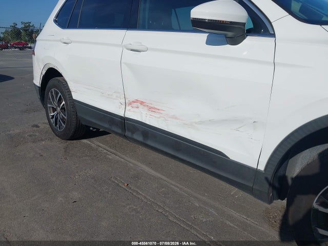 3VV3B7AX0KM072619 Volkswagen Tiguan 2.0t Se/2.0t Sel/2.0t Sel R-line/2.0t Sel R-line Black