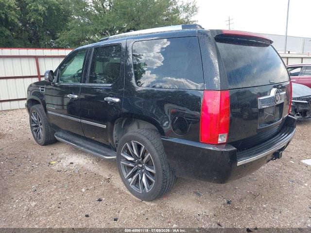 Продажа на аукционе авто 2007 Cadillac Escalade, vin: 1GYEC63807R379566, номер лота: 45561119