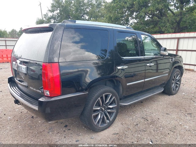 Продажа на аукционе авто 2007 Cadillac Escalade, vin: 1GYEC63807R379566, номер лота: 45561119