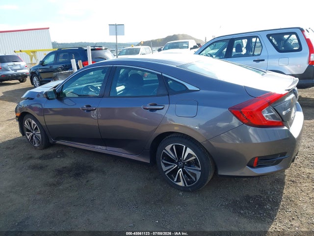 45561123 :رقم المزاد ، 19XFC2F89ME201743 vin ، 2021 Honda Civic Sport مزاد بيع