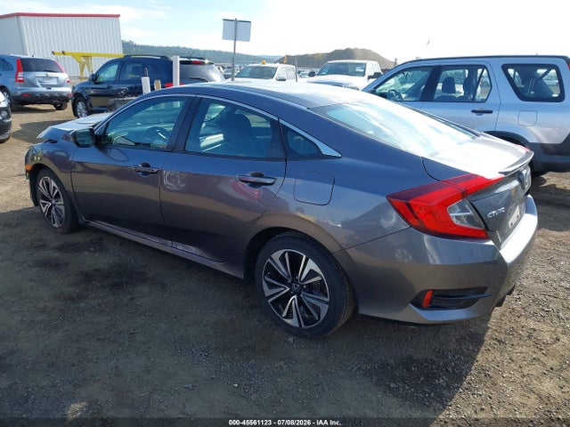 45561123 :رقم المزاد ، 19XFC2F89ME201743 vin ، 2021 Honda Civic Sport مزاد بيع