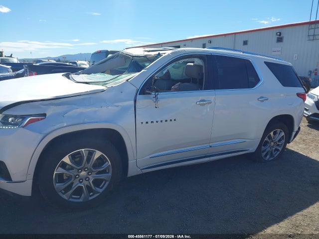 1GNEVKKW1KJ221101 Chevrolet Traverse Premier
