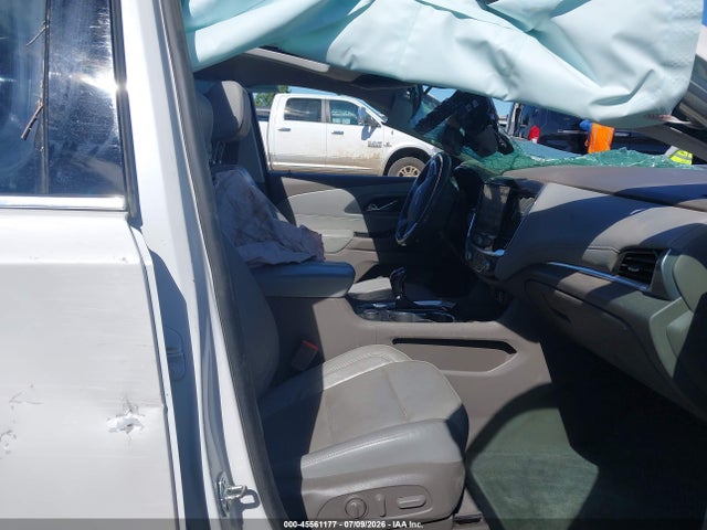 1GNEVKKW1KJ221101 Chevrolet Traverse Premier