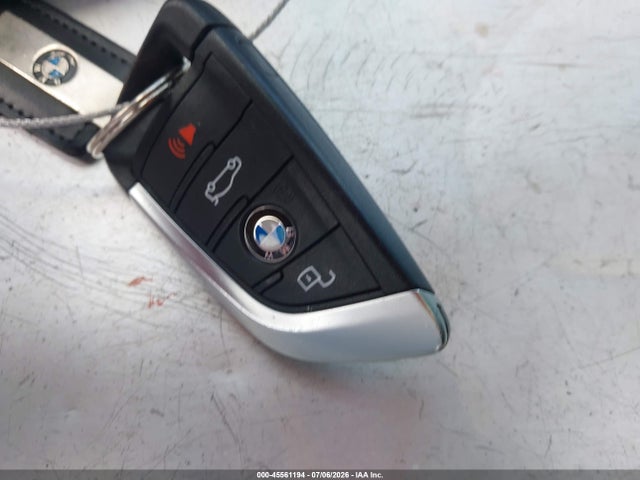 45561194 :رقم المزاد ، 3MW23CM09R8E38656 vin ، 2024 Bmw 230i مزاد بيع