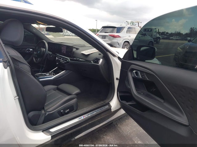 45561194 :رقم المزاد ، 3MW23CM09R8E38656 vin ، 2024 Bmw 230i مزاد بيع