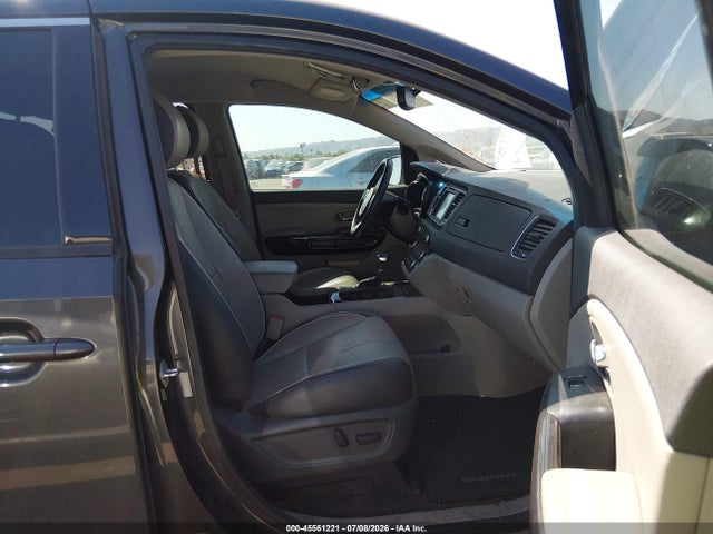 KIA Sedona Sx 2018 KNDMC5C19J6389066 Image 5