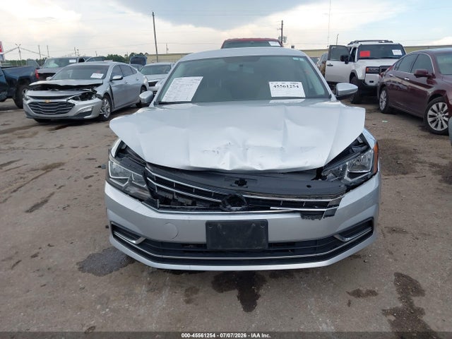 Продажа на аукционе авто 2017 Volkswagen Passat 1.8t S, vin: 1VWAT7A39HC053025, номер лота: 45561254