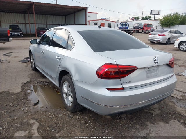 Продажа на аукционе авто 2017 Volkswagen Passat 1.8t S, vin: 1VWAT7A39HC053025, номер лота: 45561254