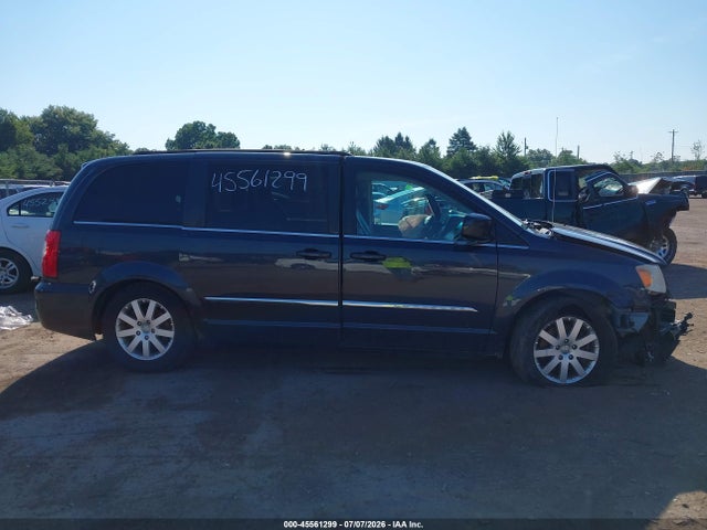 45561299 :رقم المزاد ، 2C4RC1BG8DR778654 vin ، 2013 Chrysler Town & Country Touring مزاد بيع
