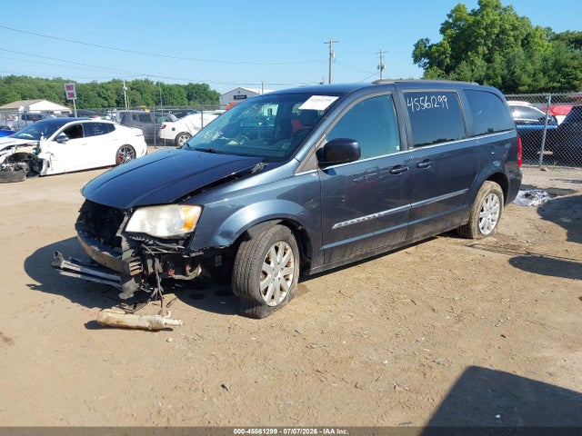 45561299 :رقم المزاد ، 2C4RC1BG8DR778654 vin ، 2013 Chrysler Town & Country Touring مزاد بيع