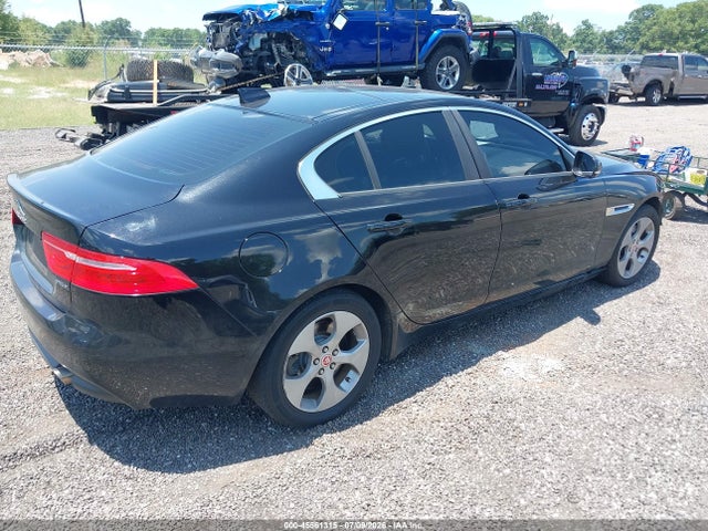 Продажа на аукционе авто 2018 Jaguar Xe 25t, vin: SAJAR4FX1JCP39174, номер лота: 45561315