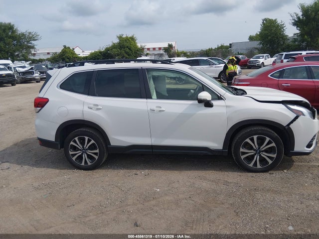 Продажа на аукционе авто 2023 Subaru Forester Limited, vin: JF2SKANC6PH440426, номер лота: 45561319
