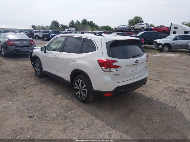 Продажа на аукционе авто 2023 Subaru Forester Limited, vin: JF2SKANC6PH440426, номер лота: 45561319