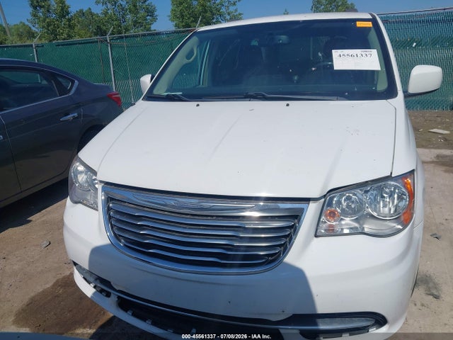 45561337 :رقم المزاد ، 2C4RC1BG0GR253429 vin ، 2016 Chrysler Town & Country Touring مزاد بيع