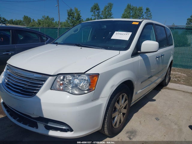 45561337 :رقم المزاد ، 2C4RC1BG0GR253429 vin ، 2016 Chrysler Town & Country Touring مزاد بيع