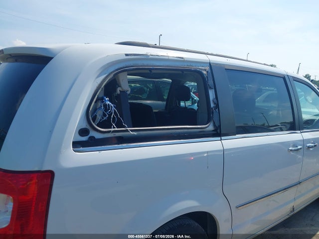 45561337 :رقم المزاد ، 2C4RC1BG0GR253429 vin ، 2016 Chrysler Town & Country Touring مزاد بيع