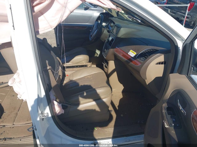 45561356 :رقم المزاد ، 2C4RC1BG3ER326130 vin ، 2014 Chrysler Town & Country Touring مزاد بيع