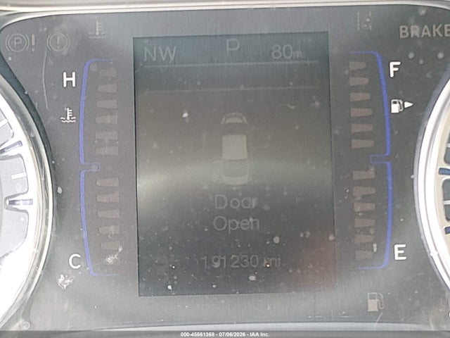 45561368 :رقم المزاد ، 1C3CCCAB2FN593477 vin ، 2015 Chrysler 200 Limited مزاد بيع