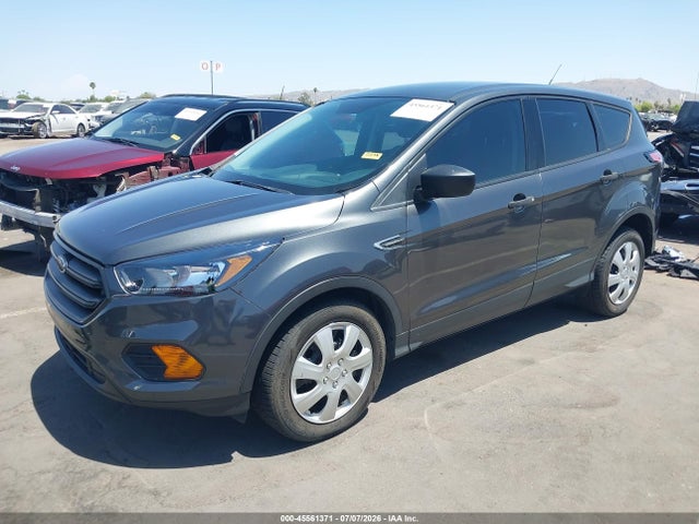 Ford ESCAPE S 2018 1FMCU0F72JUA10346 Image 2