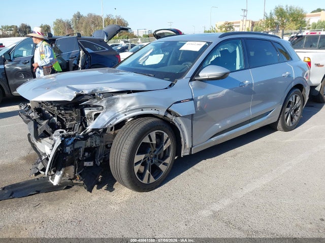 Audi E-tron Premium Quattro 2021 WA1AAAGE3MB039128 Image 2