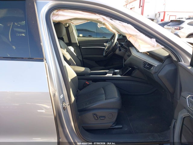 Audi E-tron Premium Quattro 2021 WA1AAAGE3MB039128 Image 5
