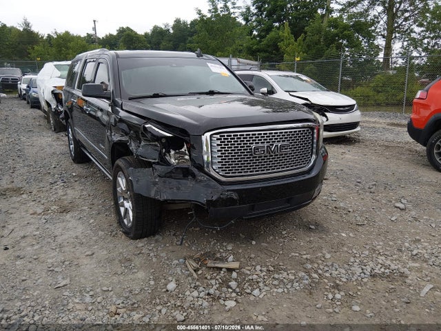 2015 Gmc Yukon Xl 1500 Denali მანქანა იყიდება აუქციონზე, vin: 1GKS2JKJ9FR573423, აუქციონის ნომერი: 45561401