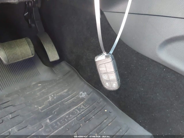 45561437 :رقم المزاد ، 1C4RJFBG5FC643484 vin ، 2015 Jeep Grand Cherokee Limited مزاد بيع