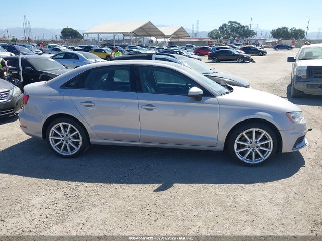 Audi A3 2.0t Premium 2016 WAUB8GFF0G1042479 Image 12
