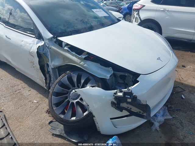 45561475 :رقم المزاد ، 7SAYGDEF0PF778333 vin ، 2023 Tesla Model Y Performance Dual Motor All-wheel Drive مزاد بيع