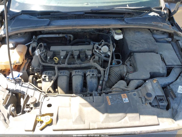 45561493 :رقم المزاد ، 1FADP3F21JL288088 vin ، 2018 Ford Focus Se مزاد بيع